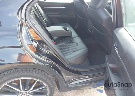 2021 Toyota Camry Se z USA, uszkodzony, nr VIN 4T1G11AK6MU419689